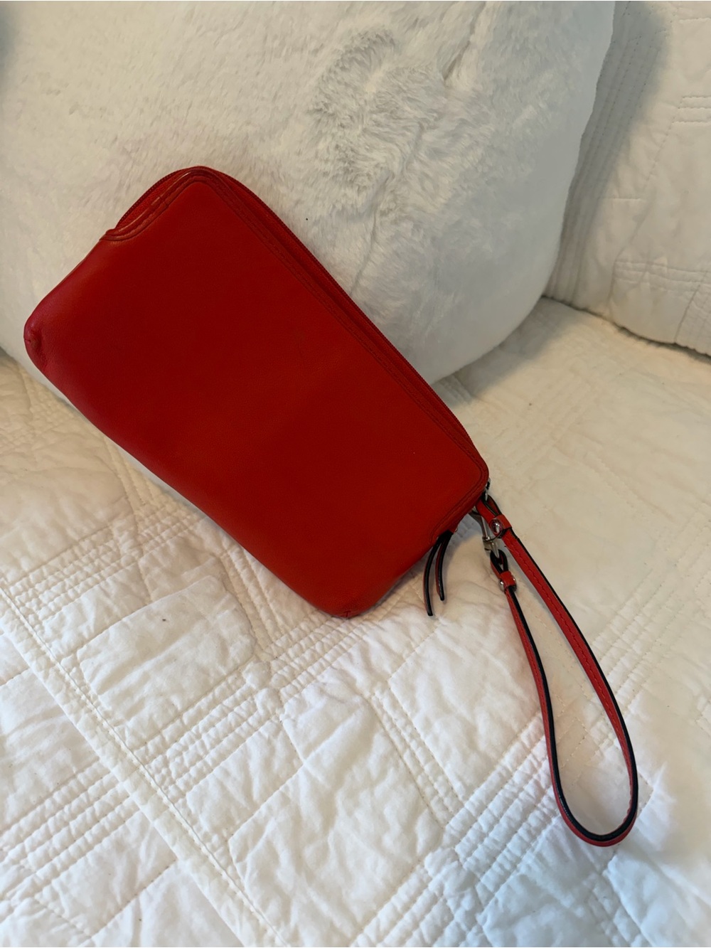 Coach Red Leather Wristlet Wallet 8x5 - Picture 4 of 9
